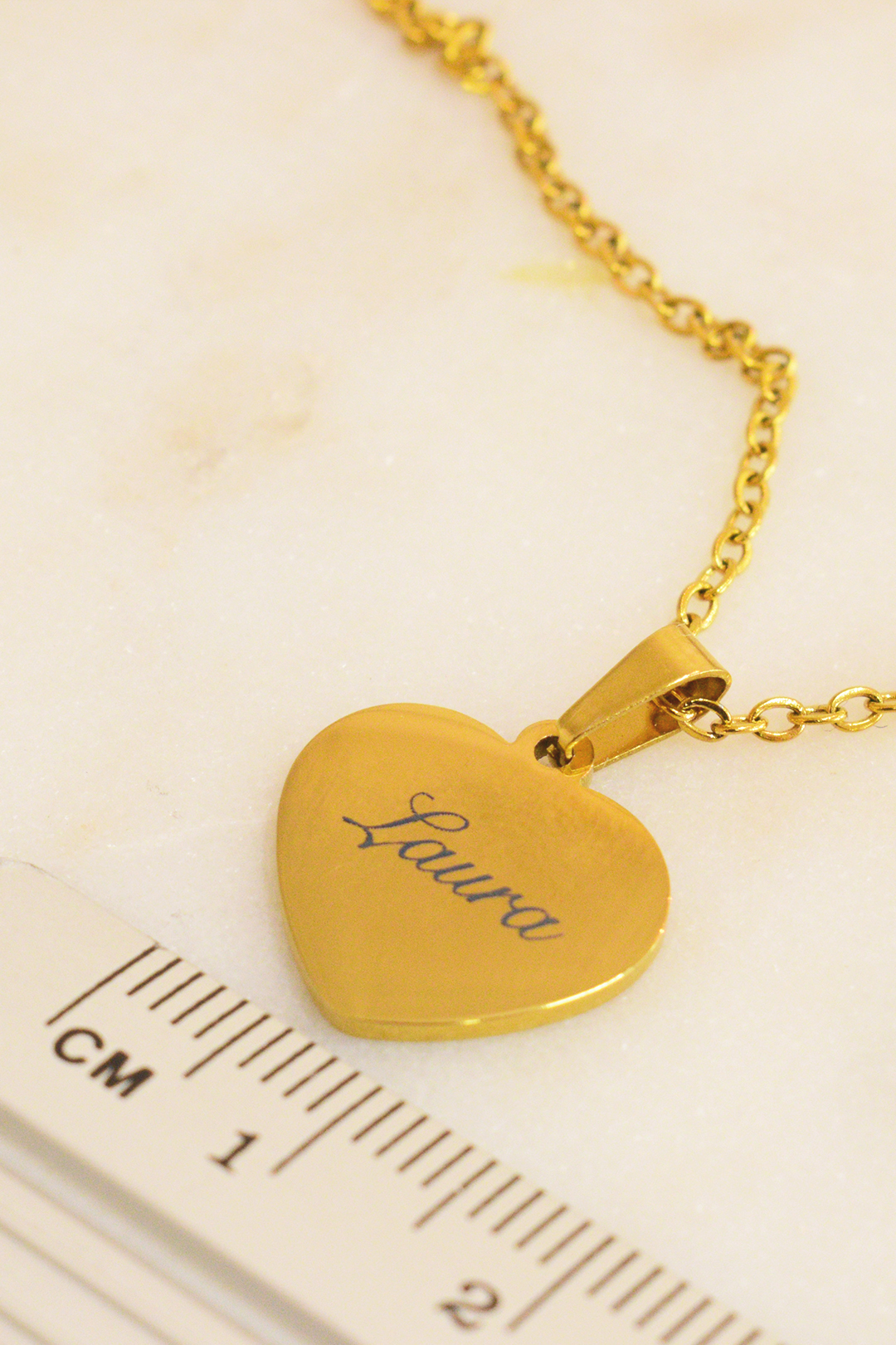 COLLAR CORAZON GRABADO 2